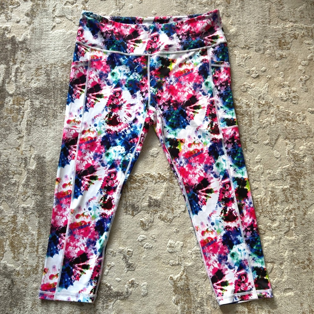 CVG Constantly Varied Gear Women's Tie Dye Squat Proof Capri Leggings - X-Large